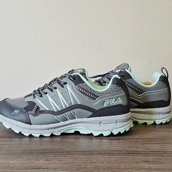 Fila Women's Evergrand TR 21.5  Running  Sneakers Size 9.5  Gray Blue  NWT - Picture 1 of 6